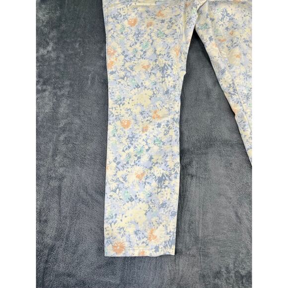 Women's Route 66 Size 10 Floral Print Skinny Classic Fit Jeans Excellent - Picture 5 of 10